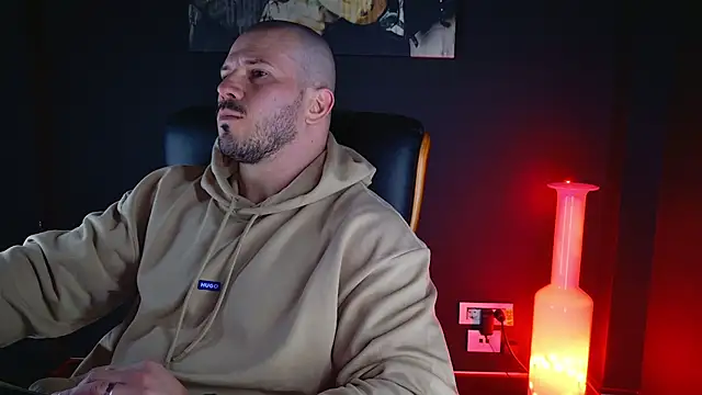 AngeloEric online show from December 30, 2:30 pm