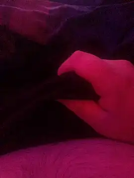 MmmmDaddy69 online show from December 3, 3:51 am