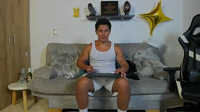 julian wallace online show from November 13, 5:17 pm