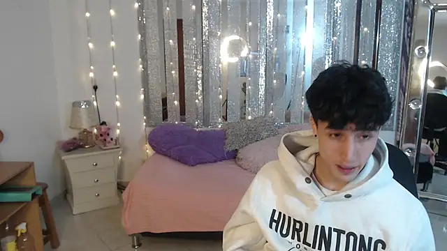 Snapshot of gojo_satoru_18 chatting on January 25, 2:25 pm gojo satoru 18 online show from January 25, 2:25 pm