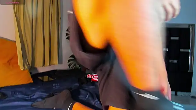 Snapshot of RyanRizzo chatting on February 22, 9:32 pm RyanRizzo online show from February 22, 9:32 pm