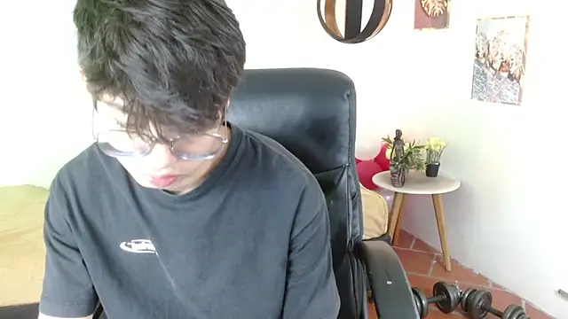 jhoellx online show from March 2, 12:36 pm