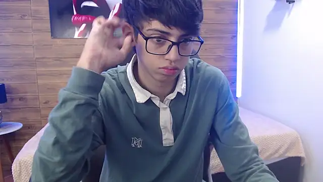 jhoellx online show from February 14, 2:12 pm