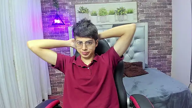 jhoellx online show from October 17, 9:19 pm