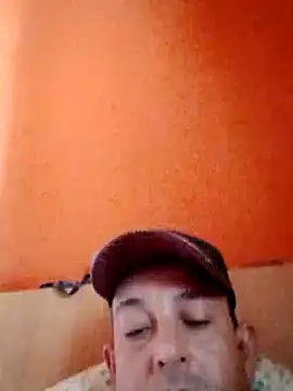 Fabiocapao01 online show from January 22, 11:45 am