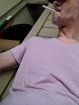 Drewpackn8 online show from March 9, 2:22 pm