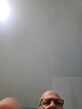 dickinyouto online show from February 1, 11:42 am