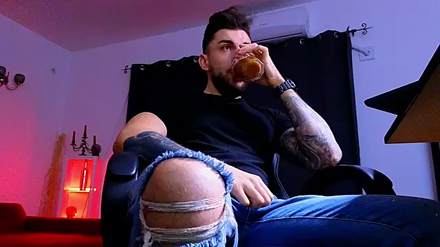 MightyAaron66 online show from January 6, 3:32 am