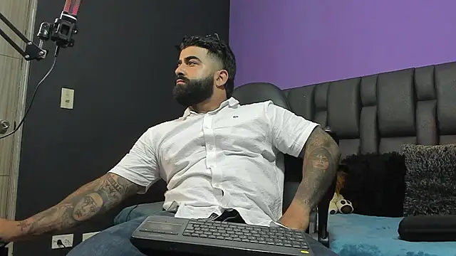 Lyon vach online show from March 9, 11:43 pm