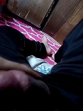 Bass12342a online show from February 17, 10:25 am