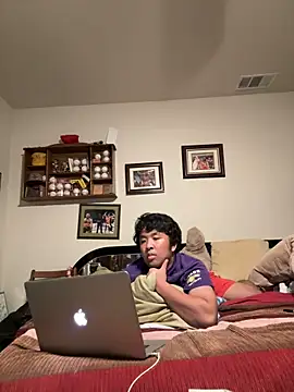 bigasianloads25 online show from March 22, 5:39 am