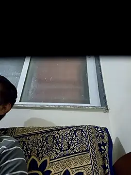 Jonrobinso online show from December 6, 1:33 pm