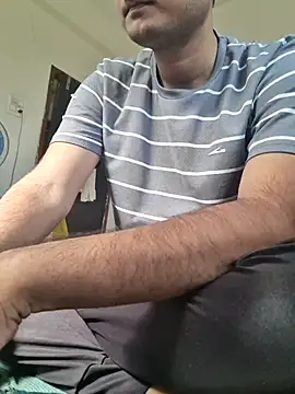 Jonrobinso online show from March 5, 4:24 am