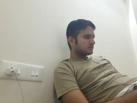 Jonrobinso online show from May 30, 3:34 pm