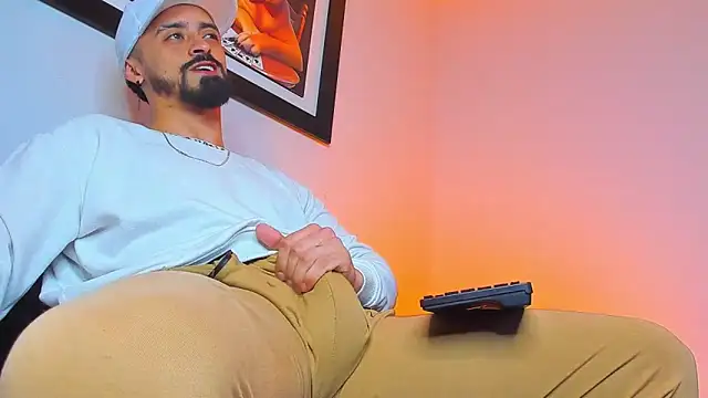 MAXIMUS MASTE3 online show from October 6, 11:31 pm