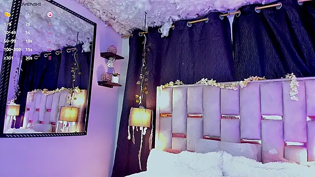 Nathan Smith  online show from October 31, 8:12 pm