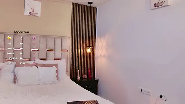 Nathan Smith  online show from January 12, 7:51 pm