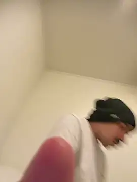 wolfwhite95 online show from February 28, 6:23 am