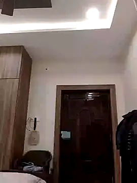 Snapshot of lovablesam chatting on December 15, 8:15 pm lovablesam online show from December 15, 8:15 pm