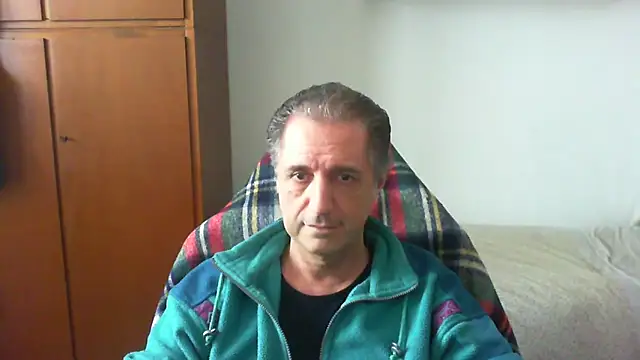 lliuk70mi online show from April 20, 12:40 pm