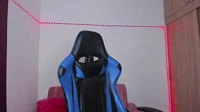 Ethan Sai    online show from December 9, 8:11 am