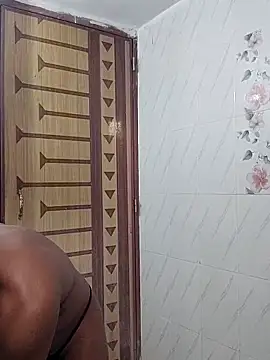 HunkyAriyan online show from March 17, 5:34 am