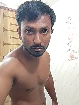 HunkyAriyan online show from March 15, 8:15 am