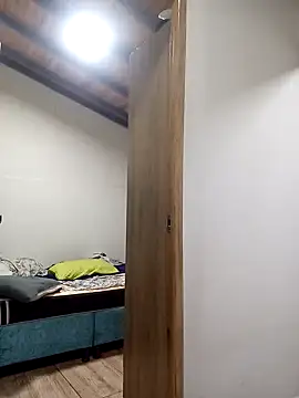 latinmartin73 online show from December 26, 11:10 am