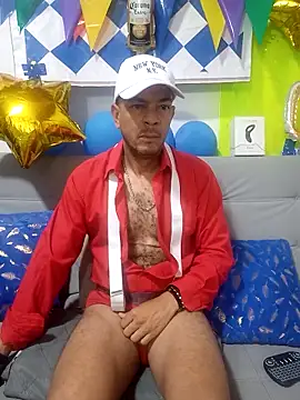 latinmartin73 online show from September 28, 2:48 pm