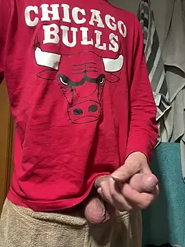 jovenestraviesos online show from March 18, 1:19 am