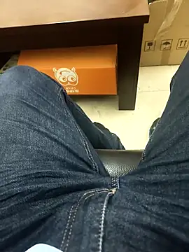 huzi518 online show from September 15, 6:15 am