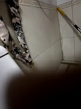 huzi518 online show from February 18, 11:33 am