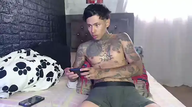 Apolo 666  online show from January 11, 2:47 pm