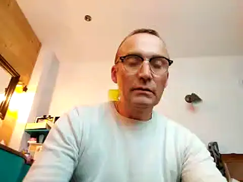 Snapshot of Manou1971 chatting on January 27, 11:11 am Manou1971 online show from January 27, 11:11 am