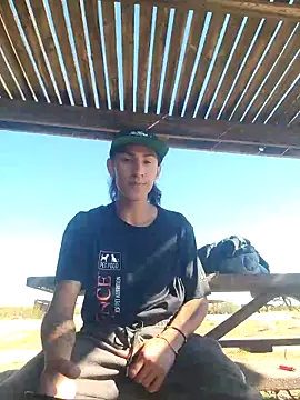 LargeDominoes online show from March 8, 5:50 pm