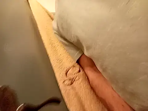 jonyfree1978 online show from October 28, 12:46 am