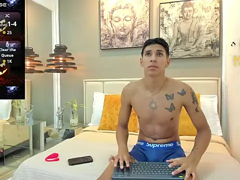 kieran derek online show from October 26, 4:25 am