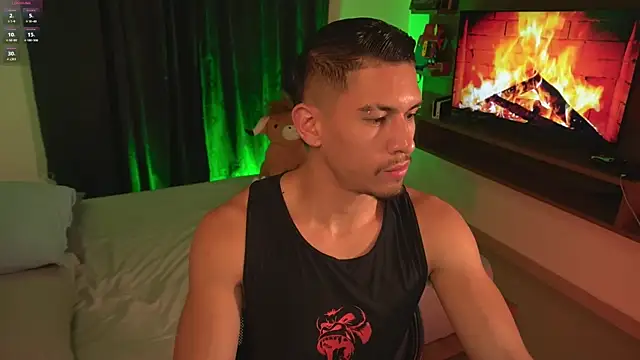 Aaronfox x online show from May 26, 12:17 am