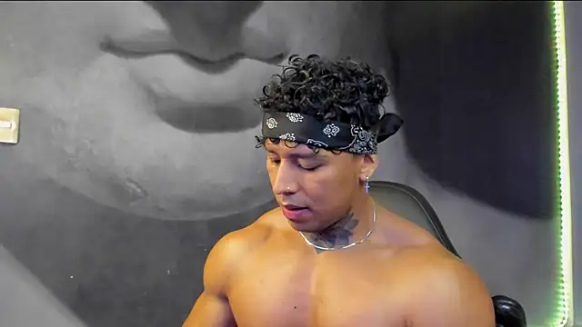 bradley smith online show from February 11, 8:05 am