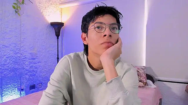 alexandersawyer online show from January 31, 12:07 pm