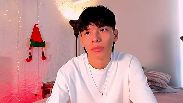 alexandersawyer online show from December 10, 12:05 pm