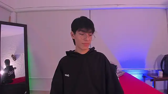 alexandersawyer online show from October 20, 4:38 am