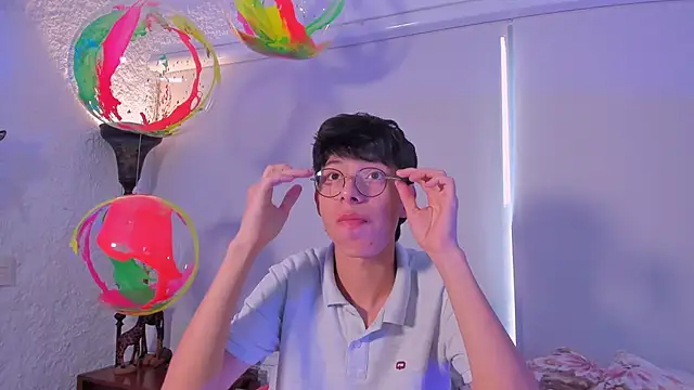 alexandersawyer online show from March 20, 12:22 pm