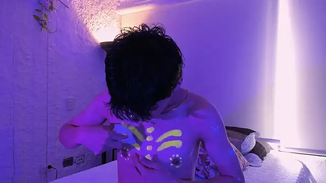 alexandersawyer online show from February 1, 3:39 pm