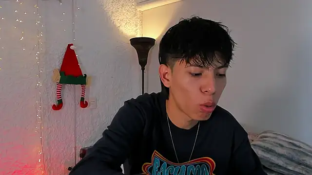 alexandersawyer online show from December 9, 11:58 am