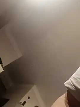 MorphingGloat online show from October 11, 5:11 am