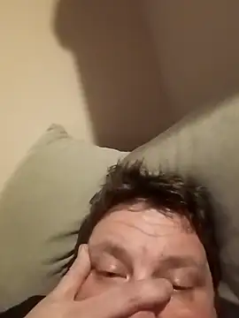 MorphingGloat online show from November 2, 12:26 am