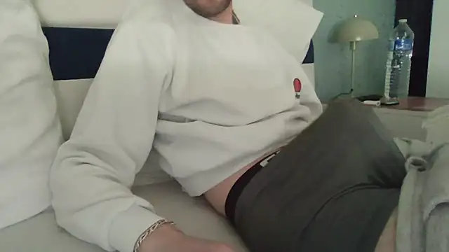 passif520 online show from March 24, 2:11 pm