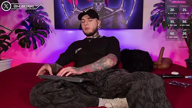 Im Bryan online show from October 24, 1:29 am