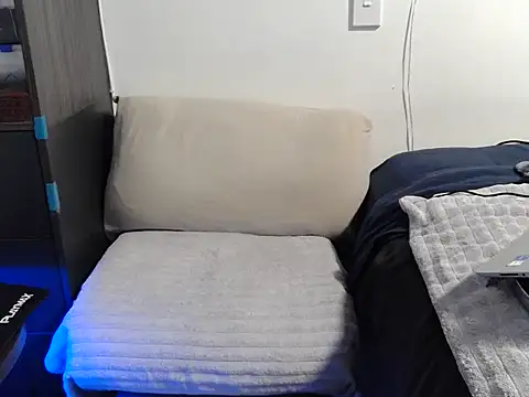 ChunkyMonkey007 online show from September 16, 11:44 am